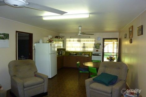 Property photo of 17 Pilchowski Avenue Seaforth QLD 4741