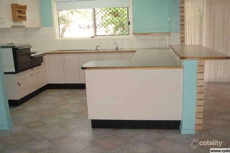 Property photo of 2 Roseanne Road Emerald QLD 4720