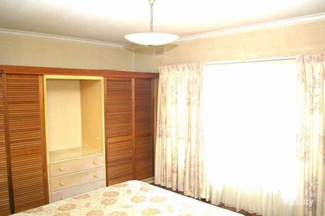 Property photo of 21 Fourth Avenue Chelsea Heights VIC 3196