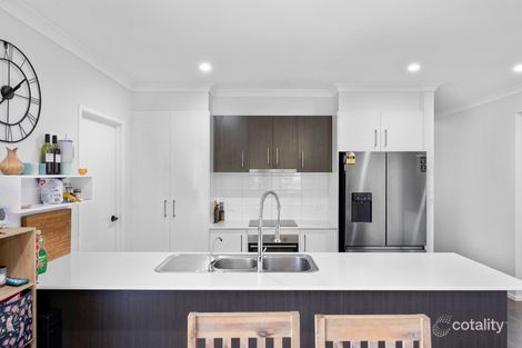 Property photo of 19 Clover Crescent Boyne Island QLD 4680