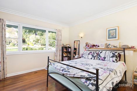 Property photo of 61 Headingley Road Mount Waverley VIC 3149