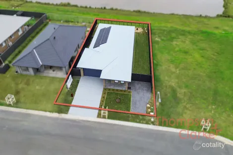Property photo of 23 Merion Circuit Heddon Greta NSW 2321