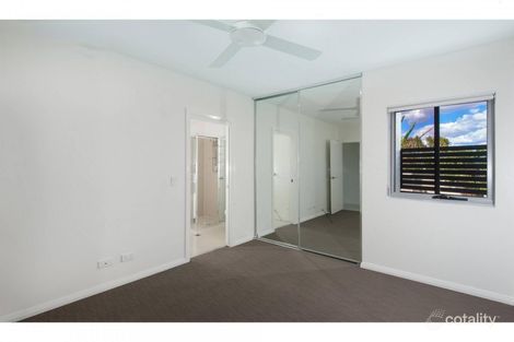 Property photo of 2/52 Church Road Zillmere QLD 4034