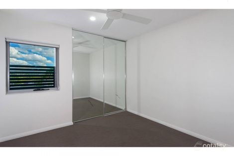 Property photo of 2/52 Church Road Zillmere QLD 4034