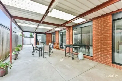 Property photo of 92 Sunset Views Boulevard Tarneit VIC 3029