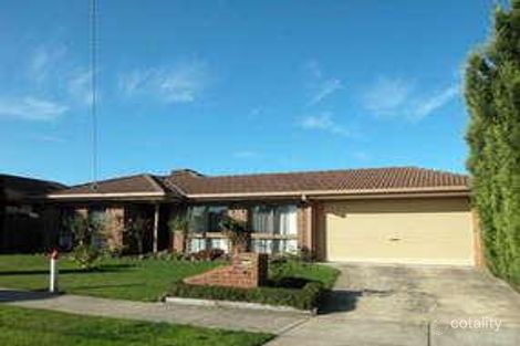 Property photo of 10 Ballanee Grove Cranbourne North VIC 3977
