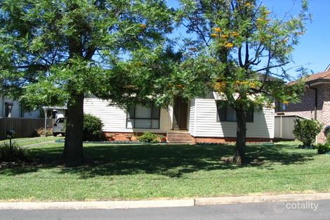 12 Dan St, Merrylands, NSW 2160