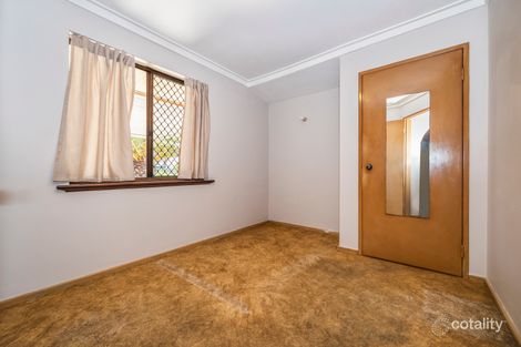 Property photo of 39 Redgum Lane Swan View WA 6056