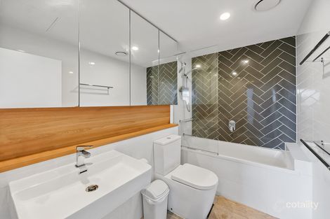 Property photo of 409/10 Curwen Terrace Chermside QLD 4032