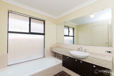 Property photo of 70 Belhaven Terrace Quinns Rocks WA 6030