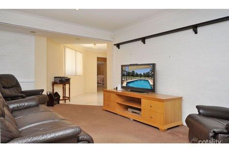 Property photo of 21 Evergreen Gardens Carramar WA 6031