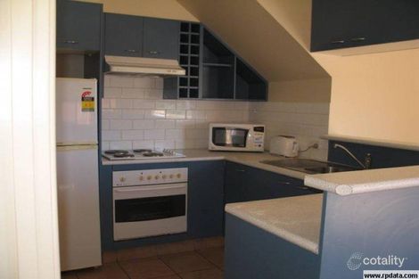 Property photo of 4/8 St Kilda Avenue Broadbeach QLD 4218
