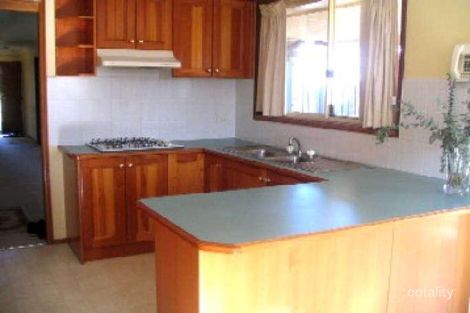 20 Lyndhurst Ct, Wattle Grove, NSW 2173