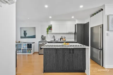 6/60 Ancona St, Carrara, QLD 4211