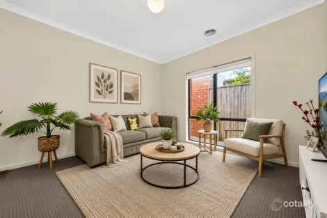 Property photo of 13 Abloom View Mickleham VIC 3064
