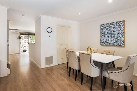 Property photo of 17 Botanic Walk Mont Albert North VIC 3129