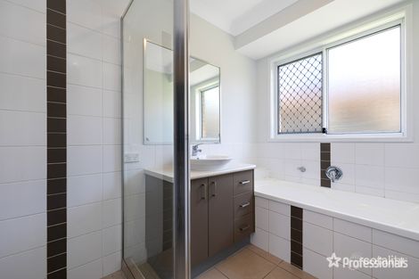 1 Amanuael St, Bellmere, QLD 4510