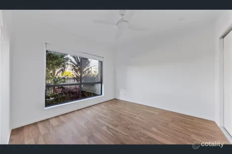 Property photo of 12 Park Avenue Nirimba QLD 4551