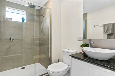Property photo of 2/8 Dawson Avenue Footscray VIC 3011