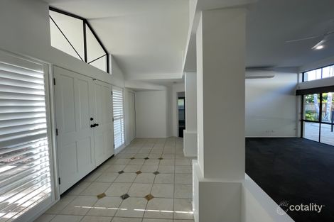 Property photo of 1 Seacove Court Noosaville QLD 4566