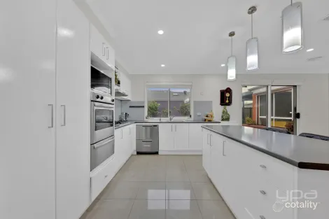 Property photo of 18 Moorgate Street Point Cook VIC 3030