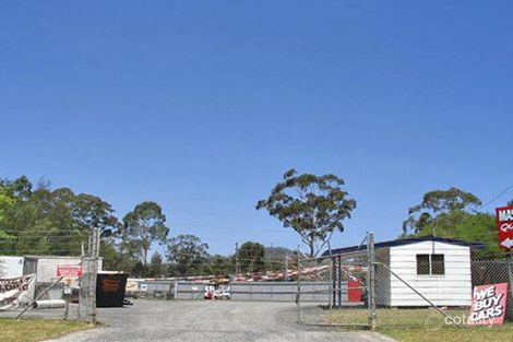 4 Bowen Cres, West Gosford, NSW 2250