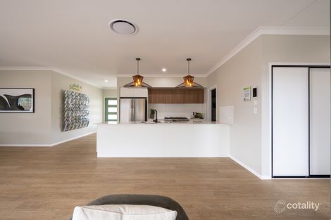 8 Goodman Dr, Murphys Creek, QLD 4352