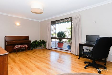 Property photo of 16 Lagoon Place Beldon WA 6027