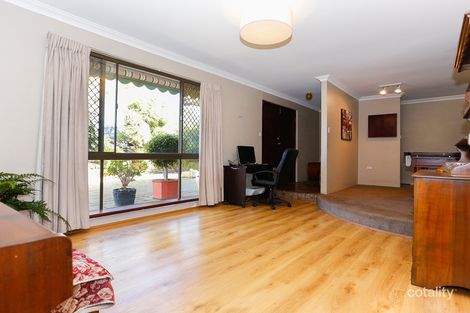 Property photo of 16 Lagoon Place Beldon WA 6027