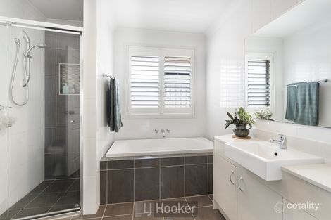 Property photo of 9 Fred Avery Drive Buttaba NSW 2283