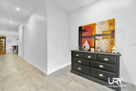 Property photo of 15 Olympic Drive Donnybrook VIC 3064