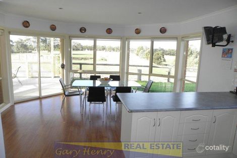 Property photo of 14 Lake Tyers Beach Road Lake Tyers Beach VIC 3909