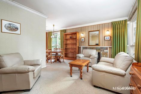 Property photo of 38 Barter Crescent Forest Hill VIC 3131