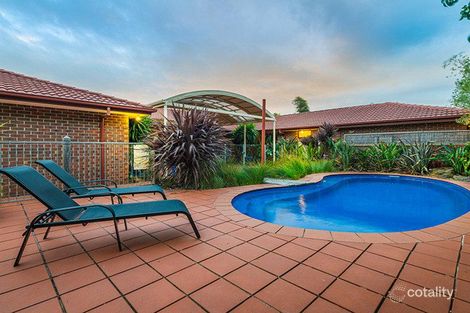 32 Glen Vista Dr, Narre Warren North, VIC 3804