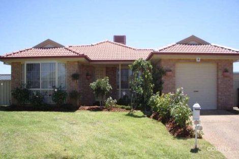 21 Dunvarleigh Cres, Griffith, NSW 2680