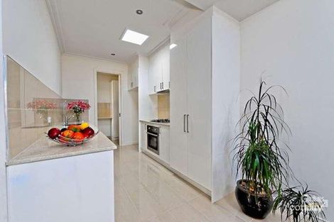 Property photo of 32 Derring Lane Cheltenham VIC 3192