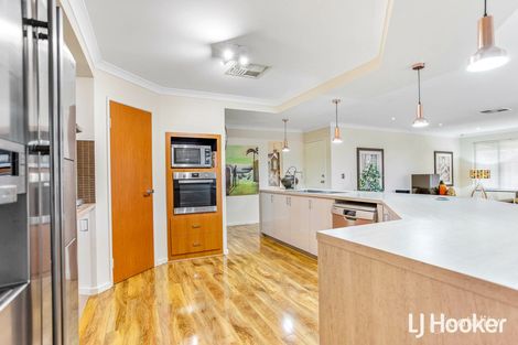 Property photo of 8 Alder Way Thornlie WA 6108