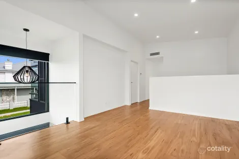 Property photo of 41 Brigantine Drive Shell Cove NSW 2529