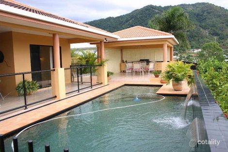 76 Koppen Tce, Mooroobool, QLD 4870