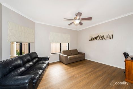 Property photo of 138 Grand Ocean Boulevard Port Kennedy WA 6172