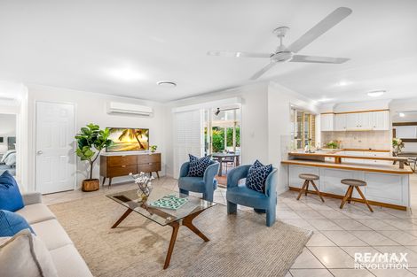 Property photo of 8 Pleasant Place Wishart QLD 4122