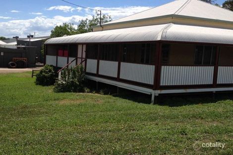 17 Yaldwyn St, Taroom, QLD 4420