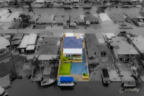 Property photo of 8 Tanderra Place South Yunderup WA 6208