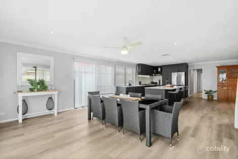 Property photo of 8 Tanderra Place South Yunderup WA 6208