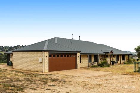 Property photo of 111 Oaklands Place Dumbarton WA 6566