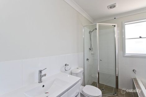 Property photo of 2/37 Hutchinson Street Redhead NSW 2290