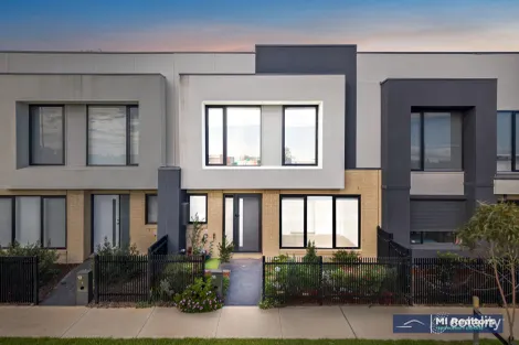 15 Hale Walk, Truganina, VIC 3029