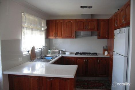 Property photo of 4 Boyer Place Minto NSW 2566