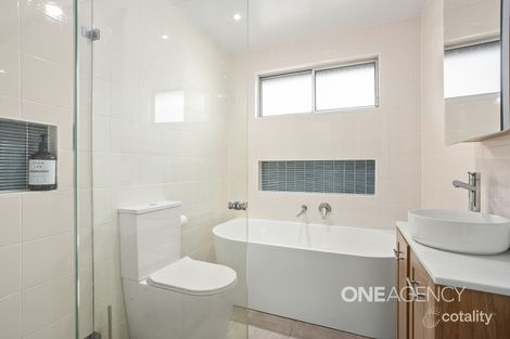 Property photo of 30 Exmouth Road Kanahooka NSW 2530