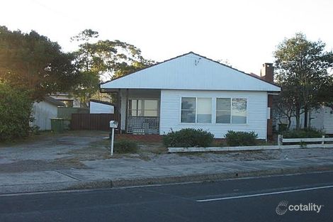 24 Beach Pde, Canton Beach, NSW 2263